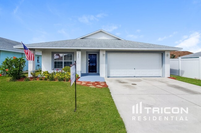 1445 Blossom Bayou Cir in Ruskin, FL - Foto de edificio - Building Photo