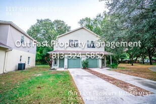 1117 Citrus Hill Ct in Seffner, FL - Building Photo