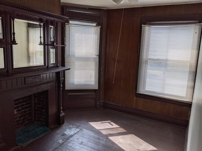 878 Prospect Ave, Unit Front Lower