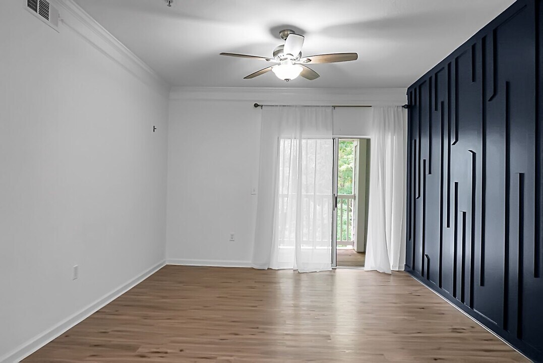 1300 Park West Blvd in Mount Pleasant, SC - Building Photo