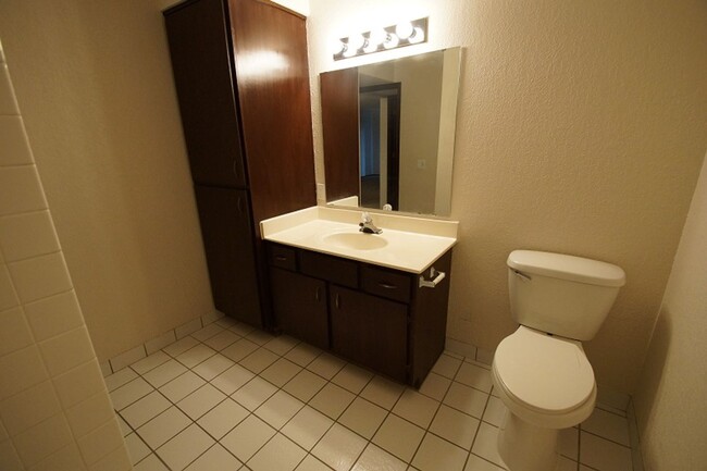 property at 1270 Larpenteur Ave W