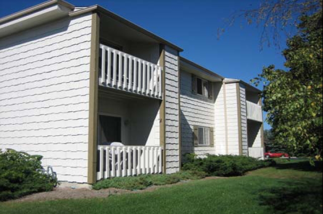 Manchester Lane Apartments in Hartland, WI - Foto de edificio