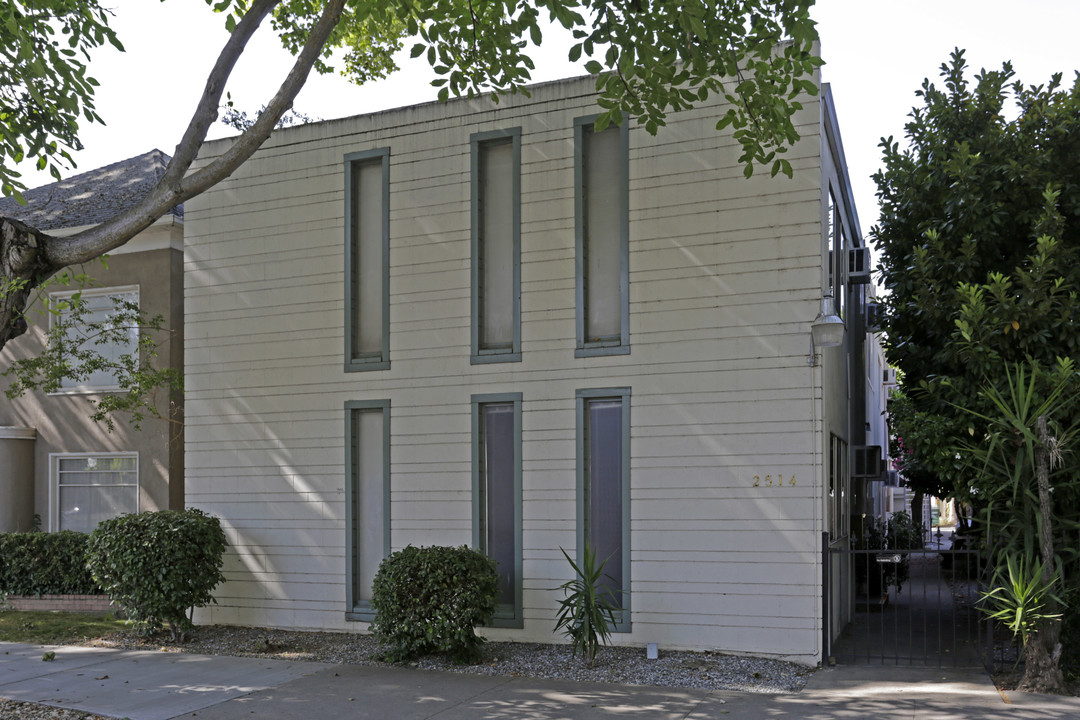 2514 O St in Sacramento, CA - Building Photo