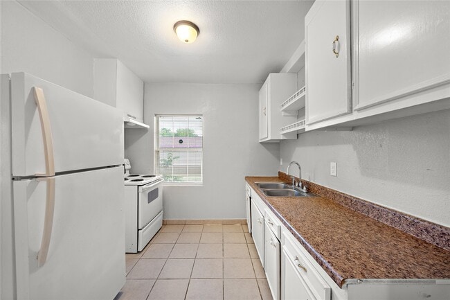 property at 806 3rd Ave N