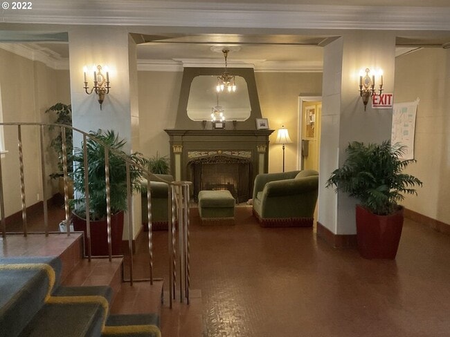 20 NW 16th Ave in Portland, OR - Building Photo - Building Photo