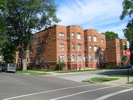 7742 S. Ada Apartamentos