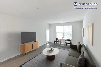 160 Boylston St in Newton, MA - Building Photo - Building Photo
