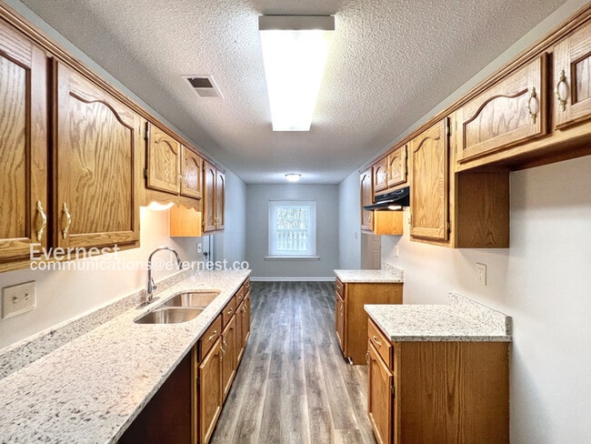 1036 Cambrain Cove in Memphis, TN - Building Photo - Building Photo