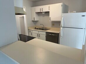 6303 Waddesdon Wood, Unit 2102 in San Antonio, TX - Building Photo - Building Photo