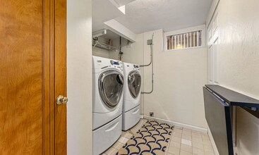 1380 Hudson St in Denver, CO - Building Photo - Building Photo