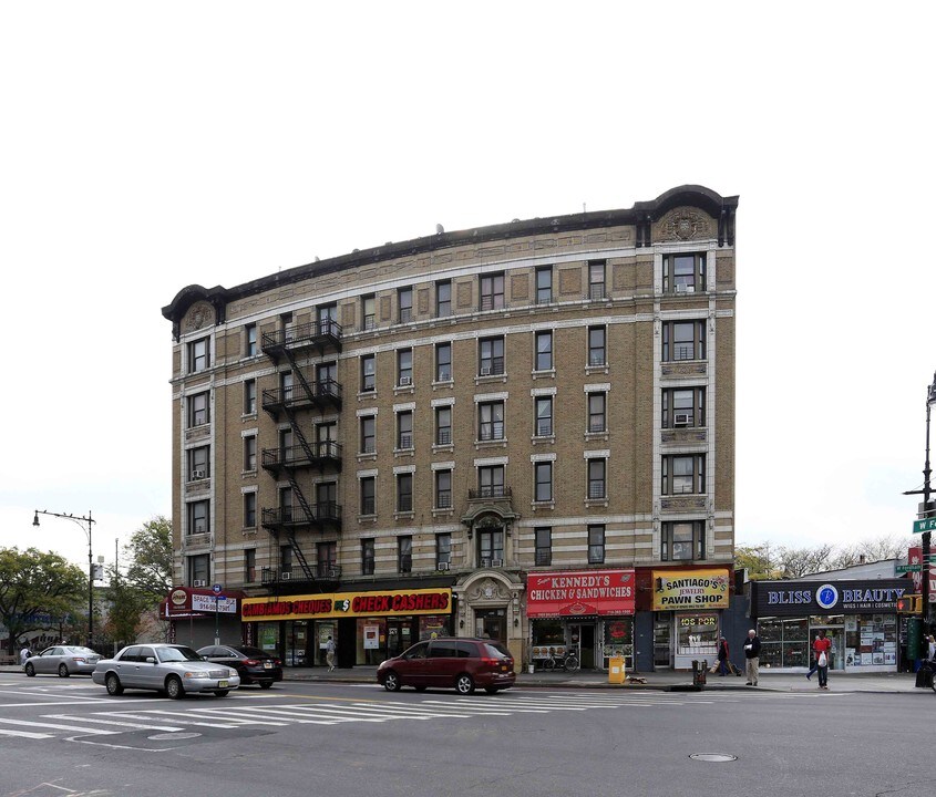 2374 Dr Martin L King Jr Blvd in Bronx, NY - Building Photo