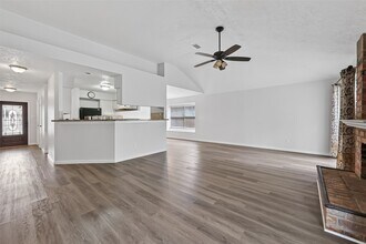 22022 Kenlake Dr in Katy, TX - Building Photo - Building Photo