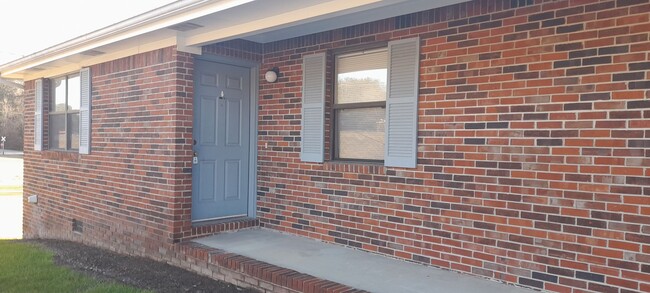 property at 326 Mission Ridge Rd