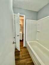 1924 16th St in Lubbock, TX - Foto de edificio - Building Photo