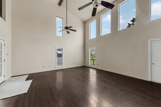 1205 King Arthur Cir in College Station, TX - Building Photo - Building Photo