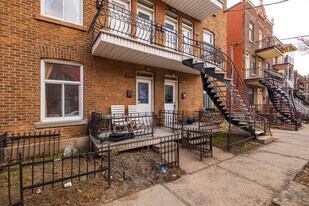 5285-5295 9E Av in Montréal, QC - Building Photo