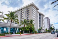 9273 Collins Ave, Unit 810 in Surfside, FL - Building Photo - Building Photo