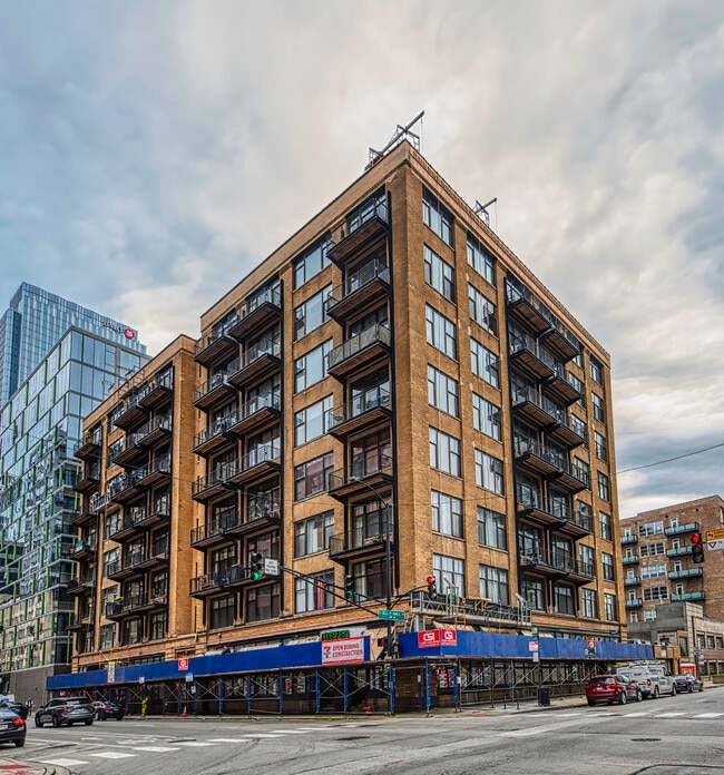 625 W Jackson Blvd in Chicago, IL - Building Photo - Building Photo