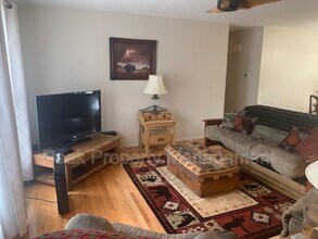 731 Winchester Dr in Fort Collins, CO - Building Photo - Building Photo
