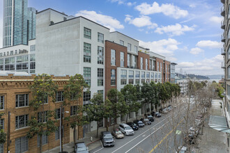 200 Brannan St in San Francisco, CA - Building Photo - Building Photo