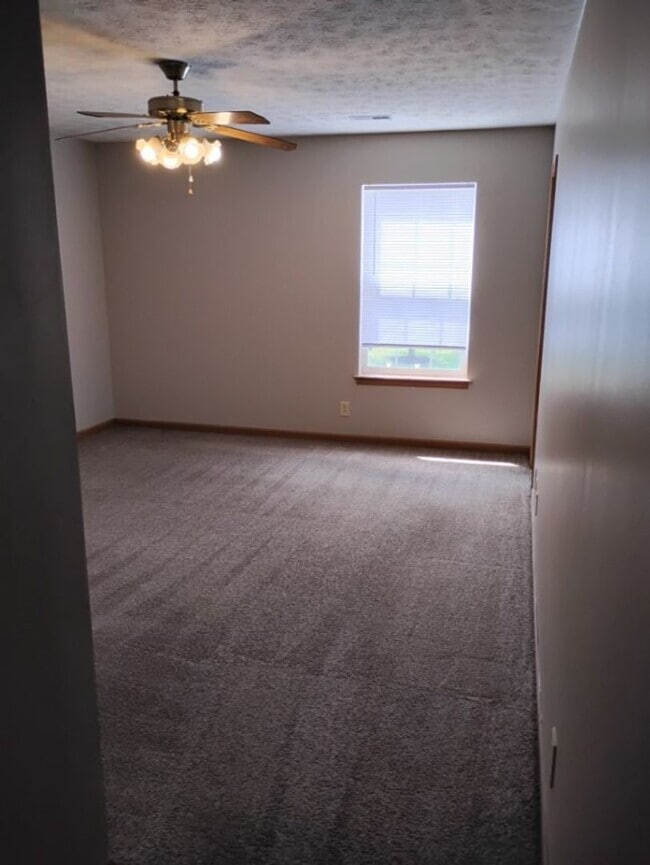 property at 3384 Edison Dr