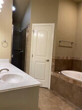 2702 Drift Ct in Granbury, TX - Building Photo - Building Photo