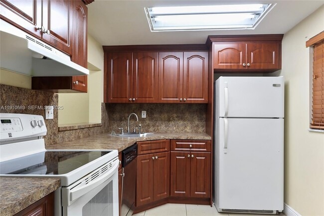 property at 8600 SW 133rd Avenue Rd