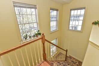 66 Pheasant Run in Old Tappan, NJ - Building Photo - Building Photo