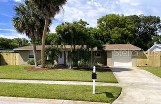 2515 Clipper Ship Way in Sarasota, FL - Building Photo