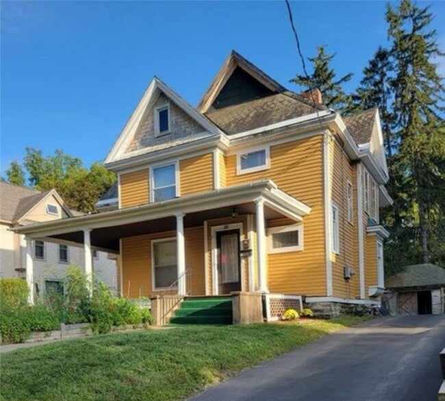 property at 519 W 3rd St