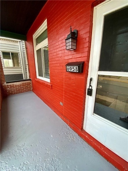 6958 Monticello St in Pittsburgh, PA - Building Photo - Building Photo