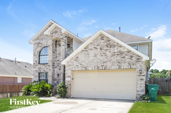 property at 8015 N Tarrytown Crossing Dr