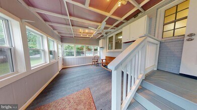2116 Linden Ln in Silver Spring, MD - Building Photo - Building Photo