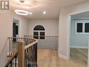 5 Janna Ct in Markham, ON - Building Photo - Building Photo