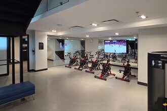 1020 Rue de Bleury in Montréal, QC - Building Photo - Building Photo