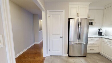 THREE BEDROOM HOME ON BRIDLE PATH ST., THOMAS in St Thomas, ON - Building Photo - Building Photo