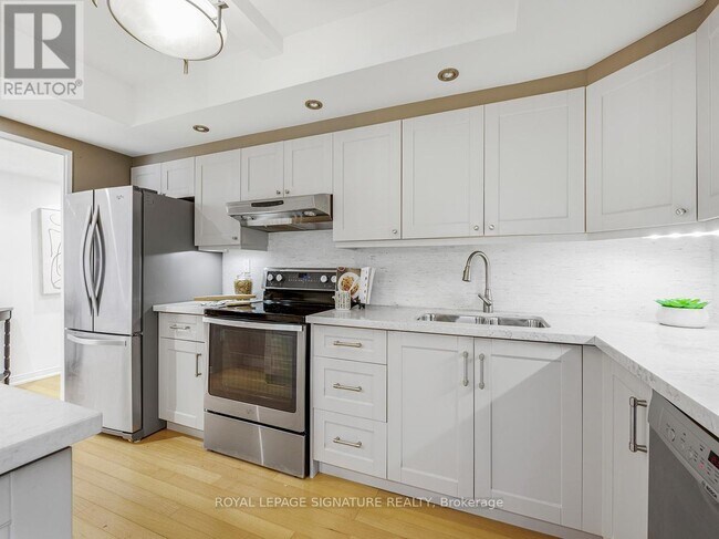 property at 2045 Lake Shore Blvd W