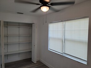 9 Palmira Rd in Debary, FL - Foto de edificio - Building Photo