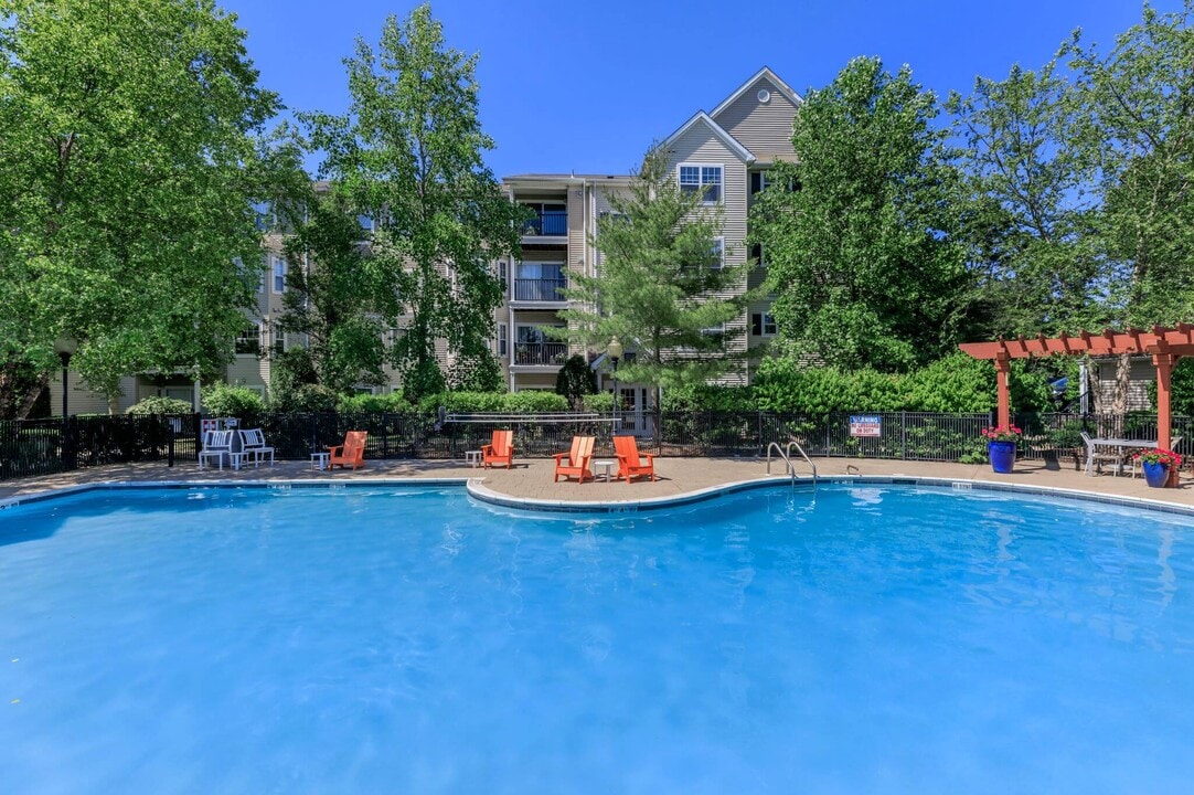 Grand Reserve Orange in Orange, CT - Building Photo