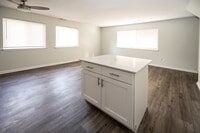 Timbercove Apartments photo'
