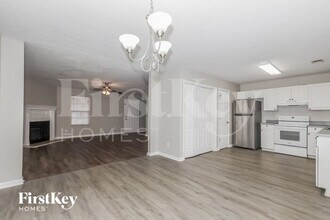 311 Goldenrod Dr in Stockbridge, GA - Building Photo - Building Photo