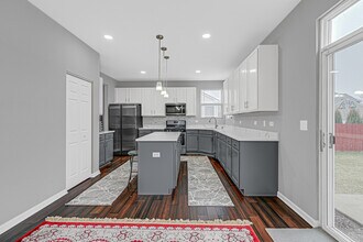 5103 Gardiner Glenn Dr in Plainfield, IL - Building Photo - Building Photo