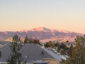 8862 Wolf Lake Drive in Colorado Springs, CO - Foto de edificio - Building Photo