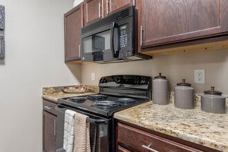 Mesquite Terraces in Midland, TX - Building Photo - Building Photo