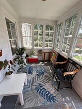 12 Westbourne Rd, Unit U1 in Newton, MA - Building Photo - Building Photo
