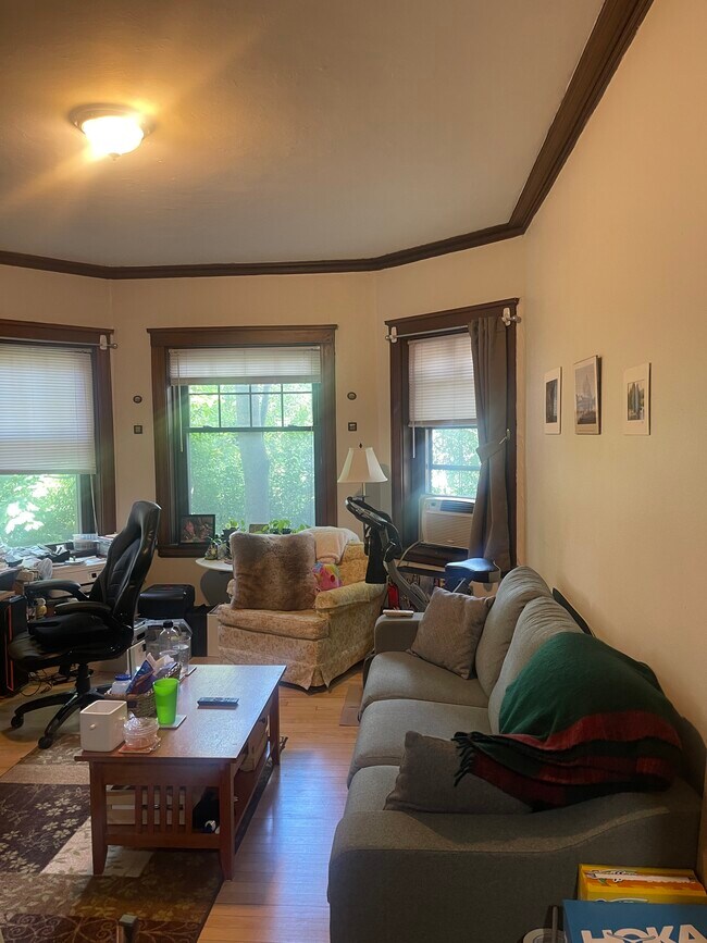 5 Linnaean St Apartments and Nearby Cambridge Apartments For Rent