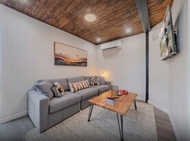 736 W Rider Dr in Kanab, UT - Building Photo