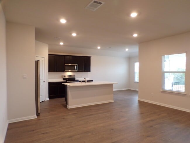 312 Lone Cedar Rd in Marble Falls, TX - Building Photo - Building Photo
