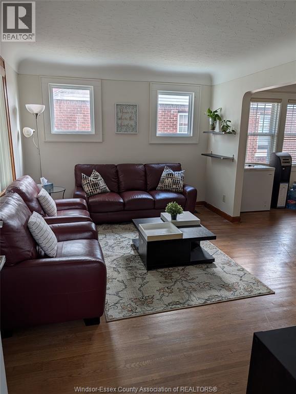 1868 Pillette Rd in Windsor, ON - Building Photo - Building Photo