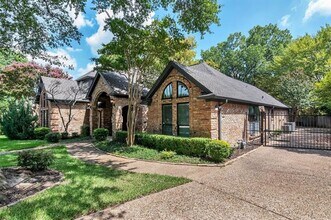 4215 Green Meadow E in Colleyville, TX - Building Photo - Building Photo